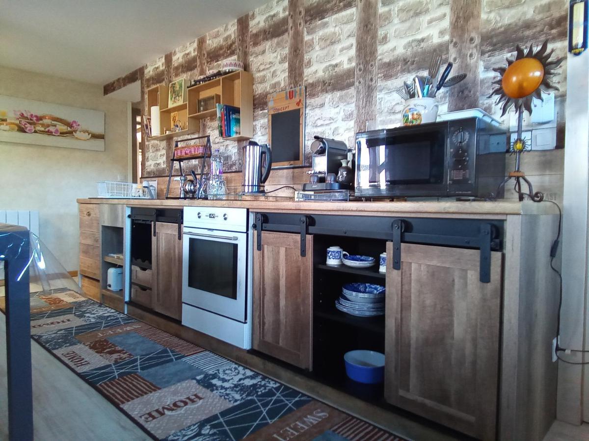 Coinches Logement De Charme מראה חיצוני תמונה